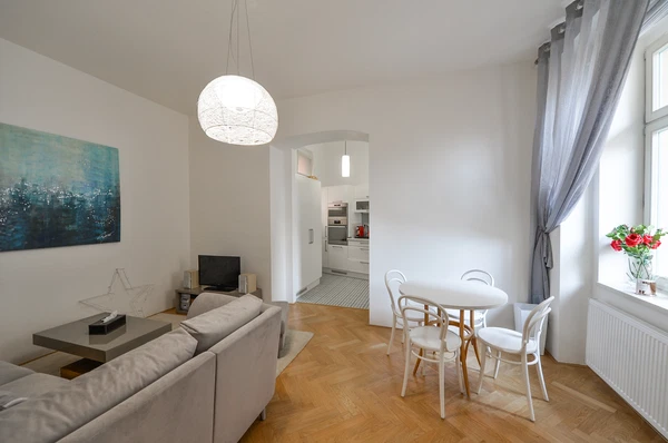 Vyšehradská, Nové Město - Praha 2 | Pronájem, Byt, 2+kk, 54 m²