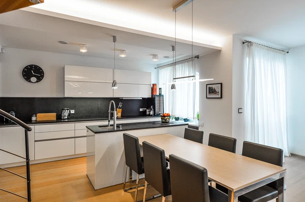 náměstí Josefa Machka, Košíře - Prague 5 | Rent, Apartment, Three-bedroom (4+kk), 160 m²