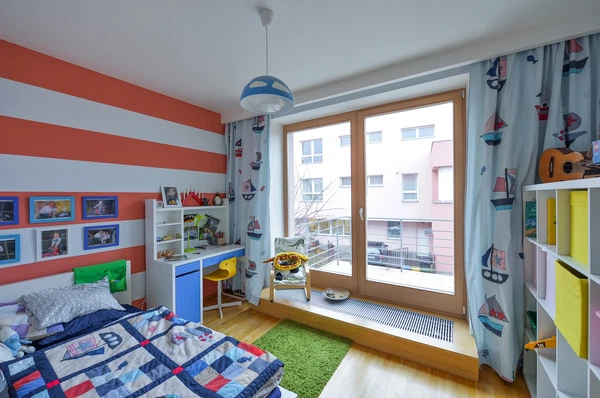 Jihozápadní, Záběhlice - Prague 4 | Sale, House, Four-bedroom (5+kk)