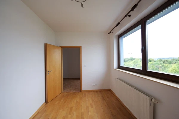 Irská, Vokovice - Prague 6 | Rent, Apartment, Three-bedroom (4+kk), 135 m²