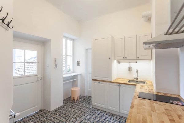 Maltézské náměstí, Malá Strana - Prague 1 | Rent, Apartment, One-bedroom (2+1), 52 m²