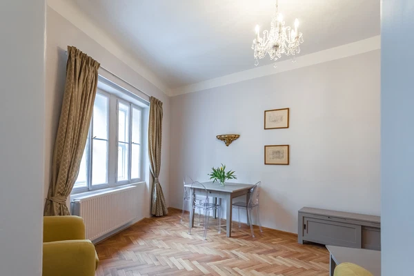 Maltézské náměstí, Malá Strana - Prague 1 | Rent, Apartment, One-bedroom (2+1), 52 m²