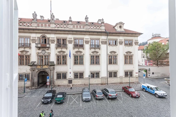 Maltézské náměstí, Malá Strana - Praha 1 | Pronájem, Byt, 2+1, 52 m²