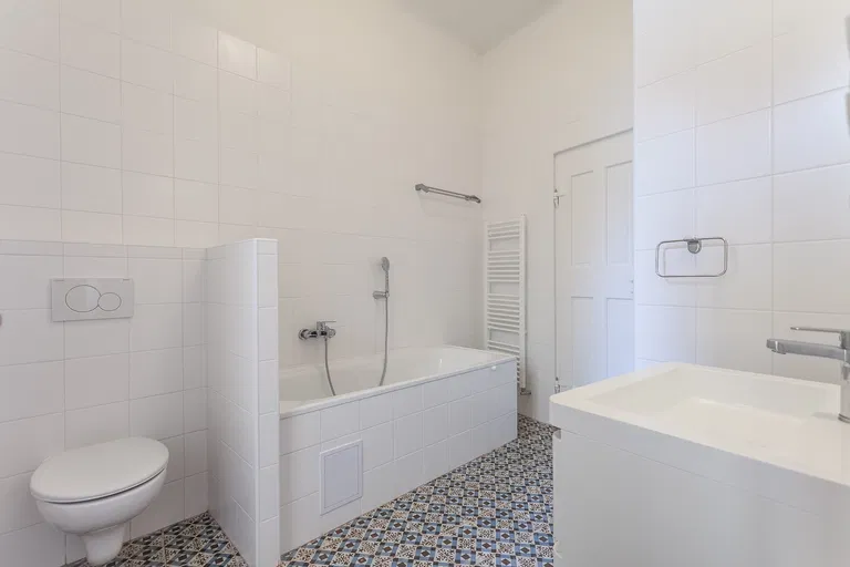 Maltézské náměstí, Malá Strana - Praha 1 | Pronájem, Byt, 2+1, 52 m²