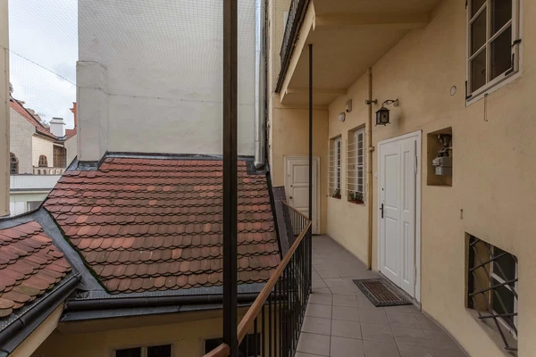 Maltézské náměstí, Malá Strana - Prague 1 | Rent, Apartment, One-bedroom (2+1), 52 m²