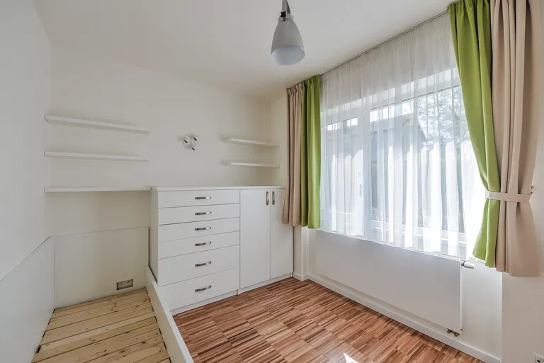 Plukovníka Poláčka, Roztoky - Praha-západ | Sale, House, Five-bedroom (6+kk), 248 m²