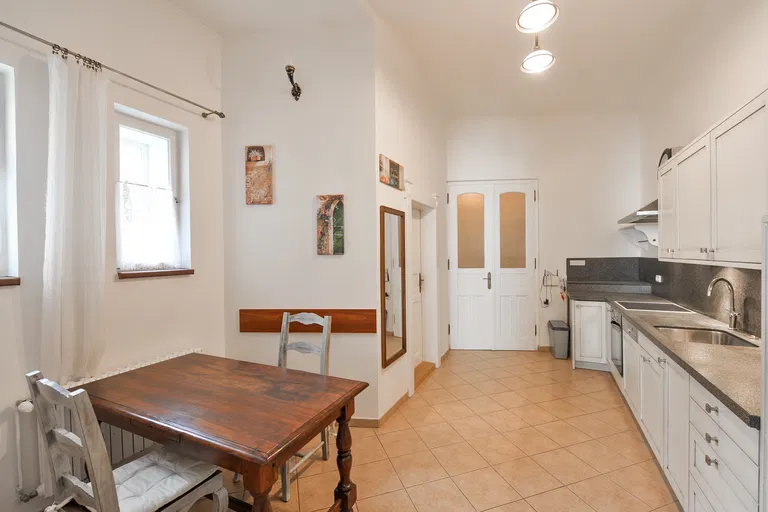 Senovážné náměstí, Nové Město - Praha 1 | Pronájem, Byt, 2+1, 76 m²