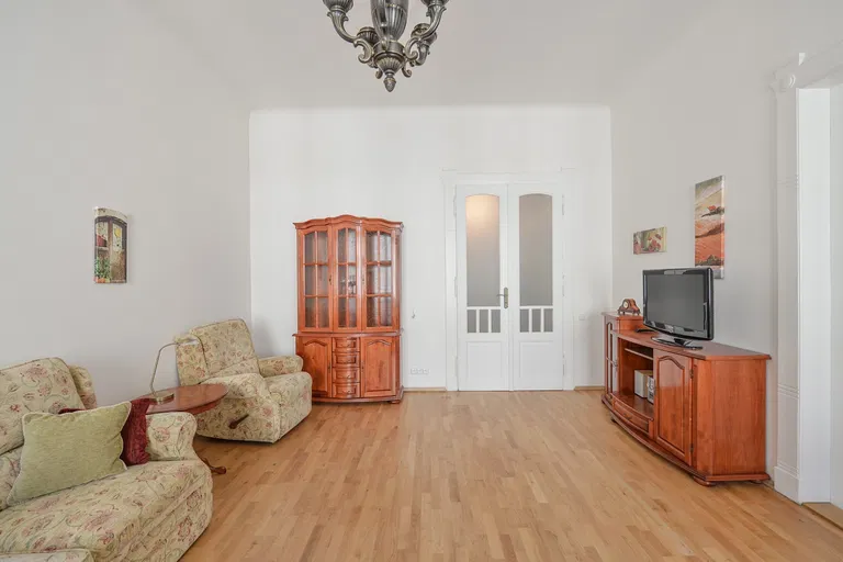 Senovážné náměstí, Nové Město - Praha 1 | Pronájem, Byt, 2+1, 76 m²