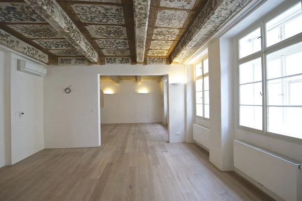 U Lužického semináře, Malá Strana - Prague 1 | Rent, Apartment, Three-bedroom (4+kk), 150 m²