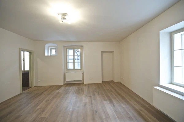 U Lužického semináře, Malá Strana - Prague 1 | Rent, Apartment, Three-bedroom (4+kk), 150 m²