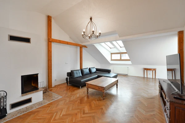 Pod Baštami, Hradčany - Prague 6 | Rent, Apartment, Three-bedroom (4+kk), 187 m²