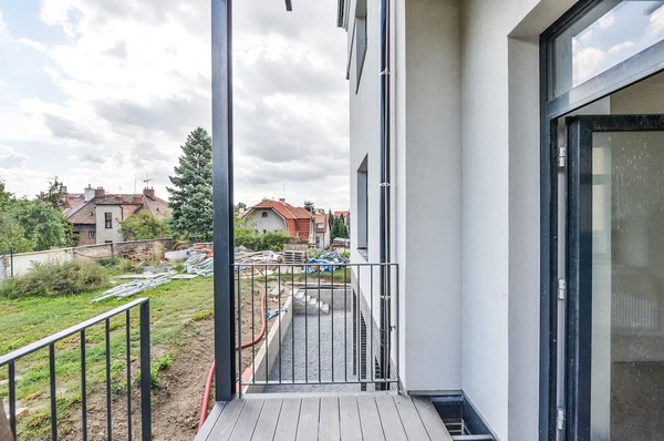 Révová, Strašnice - Prague 10 | Rent, Apartment, Four-bedroom (5+kk), 159 m²