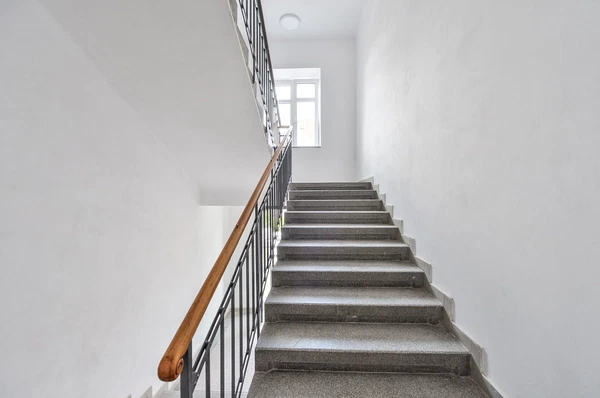 Révová, Strašnice - Prague 10 | Rent, Apartment, Four-bedroom (5+kk), 159 m²