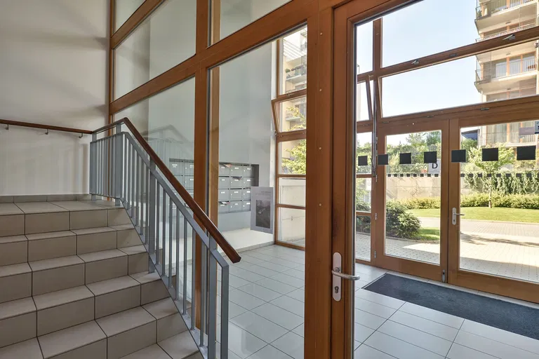 V Třešňovce, Hrdlořezy - Prague 9 | Rent, Apartment, Two-bedroom (3+kk), 97 m²