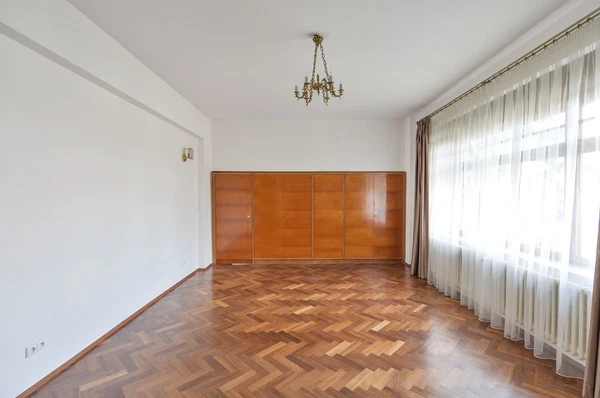 Vápencová, Podolí - Prague 4 | Rent, House, Seven-bedroom (8+1), 550 m²