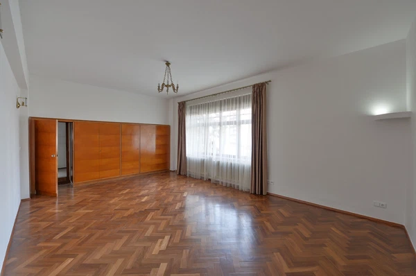 Vápencová, Podolí - Prague 4 | Rent, House, Seven-bedroom (8+1), 550 m²