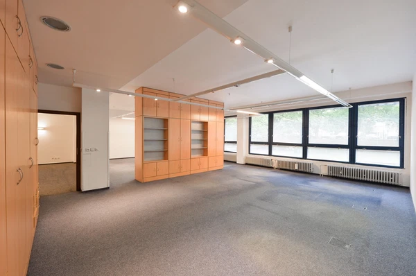 Mimoňská, Prosek - Prague 9 | Rent, Office building, 1 042 m²