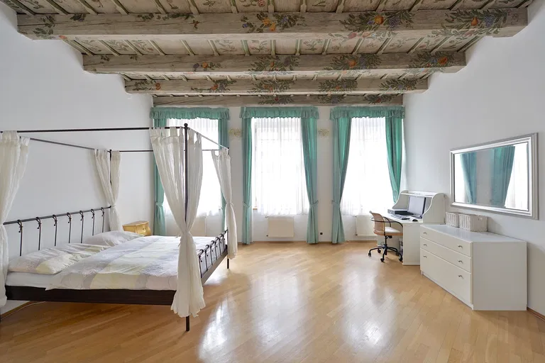 Vlašská, Malá Strana - Praha 1 | Pronájem, Byt, 3+kk, 93 m²