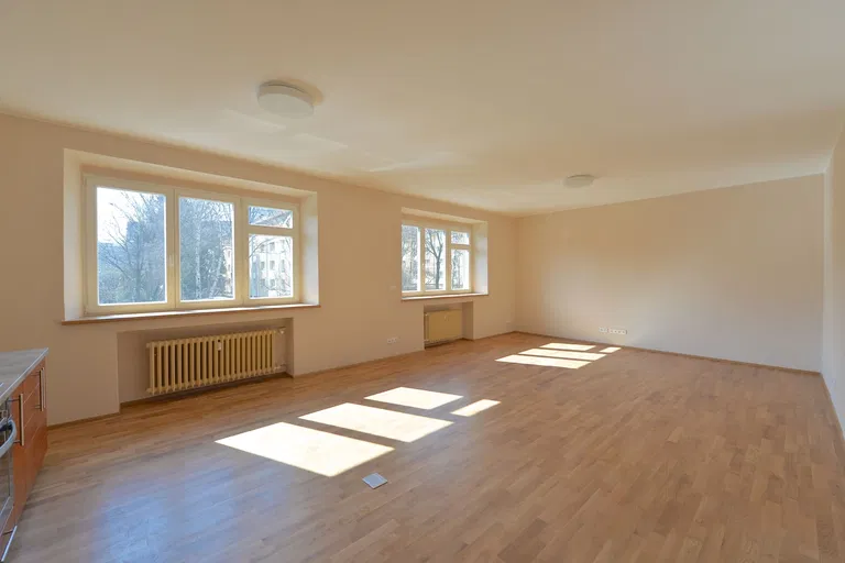 Zelená, Dejvice - Prague 6 | Sale, Apartment, Two-bedroom (3+kk), 84 m²