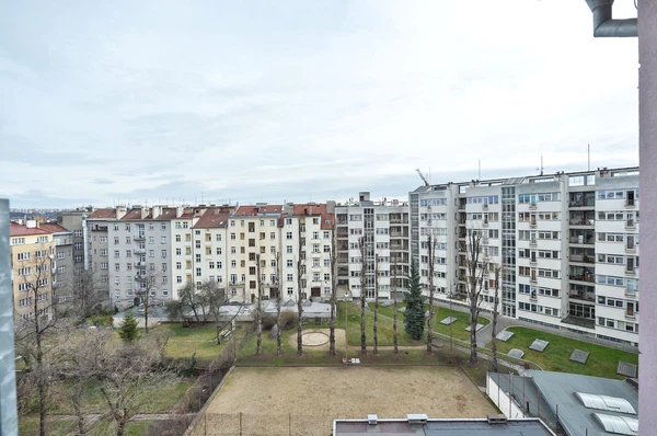 Národní obrany, Bubeneč - Praha 6 | Pronájem, Byt, 2+kk, 72 m²