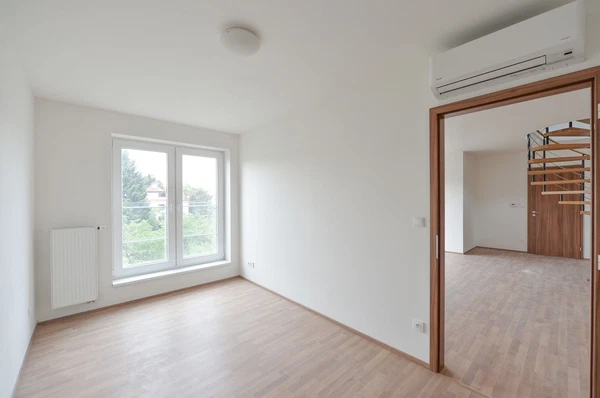 Jeseniova, Žižkov - Prague 3 | Rent, Apartment, Four-bedroom (5+kk), 172 m²