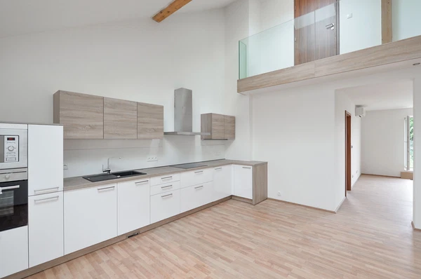 Jeseniova, Žižkov - Praha 3 | Pronájem, Byt, 5+kk, 172 m²