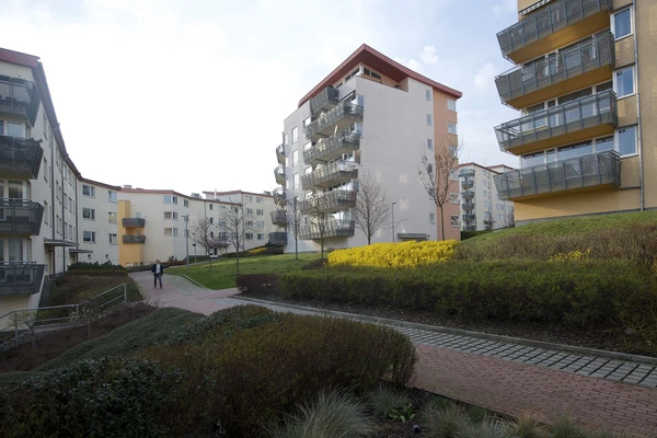 Harmonická, Stodůlky - Prague 5 | Rent, Apartment, Three-bedroom (4+kk), 100 m²