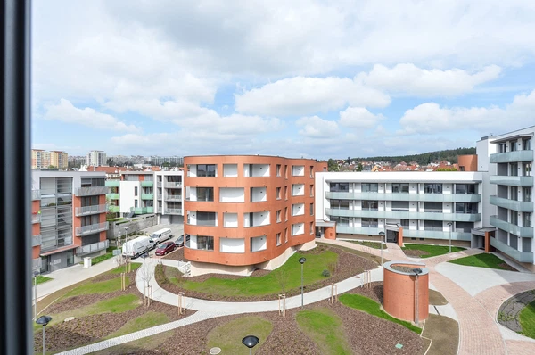 Čumpelíkova, Kobylisy - Praha 8 | Pronájem, Byt, 3+kk, 71 m²