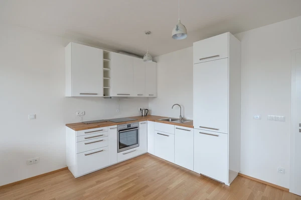 Čumpelíkova, Kobylisy - Prague 8 | Rent, Apartment, One-bedroom (2+kk), 55 m²