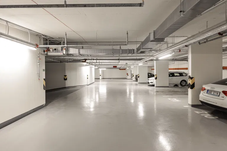 Čumpelíkova, Kobylisy - Praha 8 | Pronájem, Byt, 2+kk, 61 m²