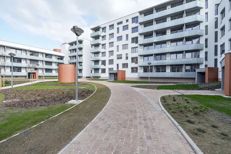 Čumpelíkova, Kobylisy - Praha 8 | Pronájem, Byt, 2+kk, 61 m²