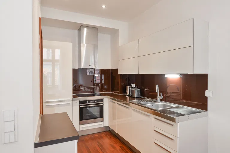 Na Děkance, Nové Město - Praha 2 | Prodej, Byt, 2+kk, 55 m²