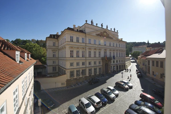 Vlašská, Malá Strana - Prague 1 | Rent, Apartment, Three-bedroom (4+kk), 124 m²