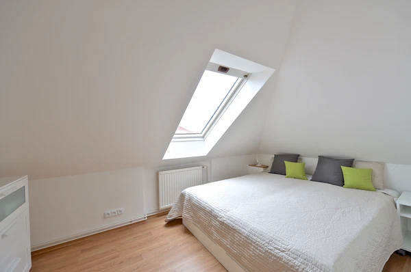 Průchova, Košíře - Prague 5 | Rent, Apartment, Two-bedroom (3+kk), 70 m²