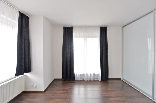 Kamelova, Záběhlice - Prague 10 | Sale, Apartment, Three-bedroom (4+kk), 277 m²