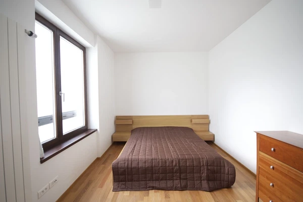 Šaldova, Karlín - Prague 8 | Rent, Apartment, Three-bedroom (4+kk), 122 m²