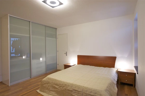 Šaldova, Karlín - Prague 8 | Rent, Apartment, Three-bedroom (4+kk), 122 m²