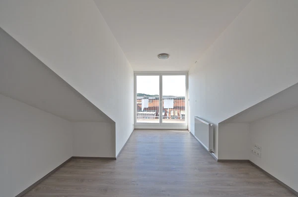 náměstí Interbrigády, Bubeneč - Prague 6 | Rent, Apartment, Three-bedroom (4+kk), 115 m²