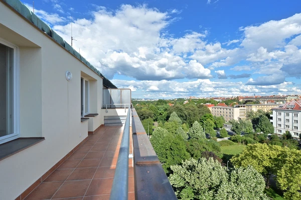 náměstí Interbrigády, Bubeneč - Prague 6 | Rent, Apartment, Three-bedroom (4+kk), 115 m²