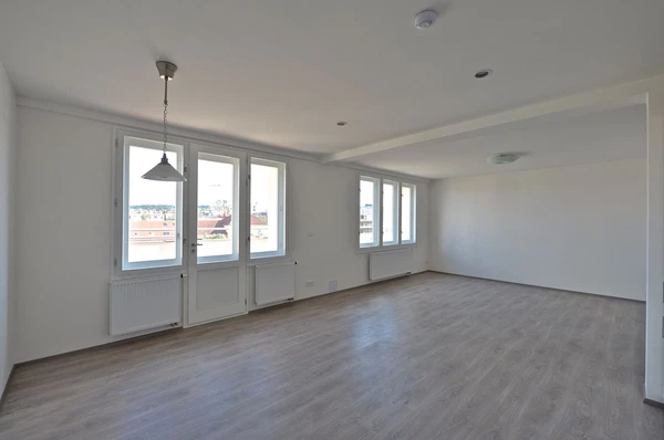 náměstí Interbrigády, Bubeneč - Prague 6 | Rent, Apartment, Three-bedroom (4+kk), 115 m²