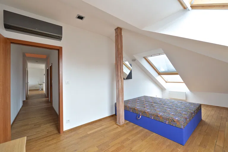U Studánky, Bubeneč - Praha 7 | Pronájem, Byt, 4+kk, 145 m²