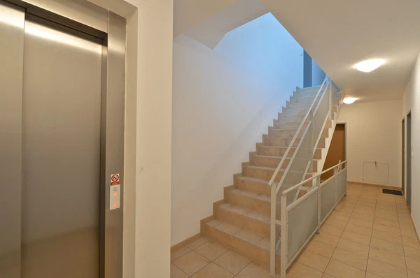 Pechlátova, Radlice - Prague 5 | Rent, Apartment, One-bedroom (2+kk), 47 m²