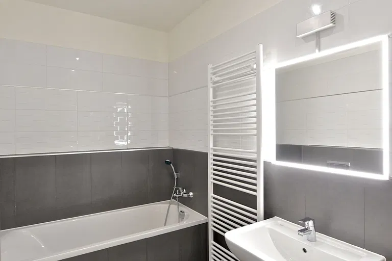 V Zahradách, Libeň - Praha 8 | Pronájem, Byt, 3+kk, 126 m²