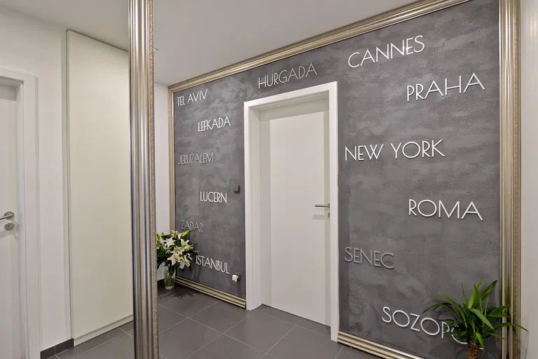 V Zahradách, Libeň - Praha 8 | Pronájem, Byt, 3+kk, 126 m²
