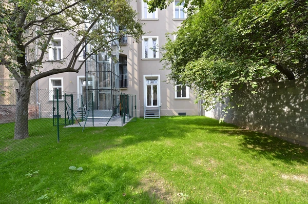 Kamenická, Holešovice - Prague 7 | Sale, Apartment, Two-bedroom (3+1), 67 m²