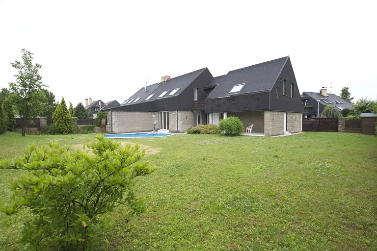 Za Dvorem, Horoměřice - Praha-západ | Pronájem, Rodinný dům, 6+1, 317 m²