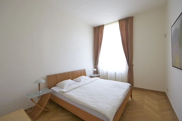 Újezd, Malá Strana - Prague 1 | Rent, Apartment, One-bedroom (2+kk), 75 m²