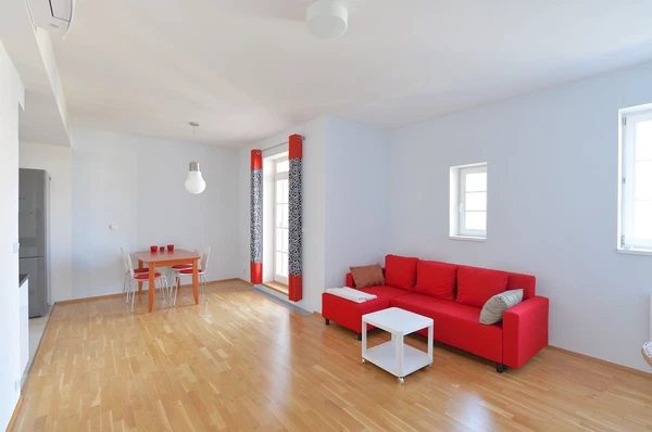 Bubenečská, Bubeneč - Prague 6 | Rent, Apartment, One-bedroom (2+kk), 62 m²