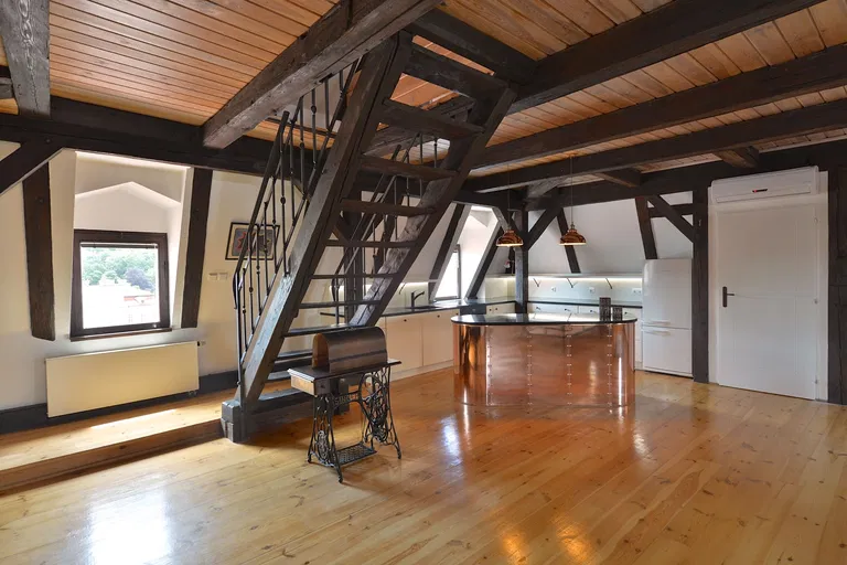 Nerudova, Malá Strana - Praha 1 | Pronájem, Byt, 4+kk, 160 m²
