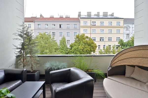 Na Maninách, Holešovice - Prague 7 | Rent, Apartment, Two-bedroom (3+kk), 50 m²